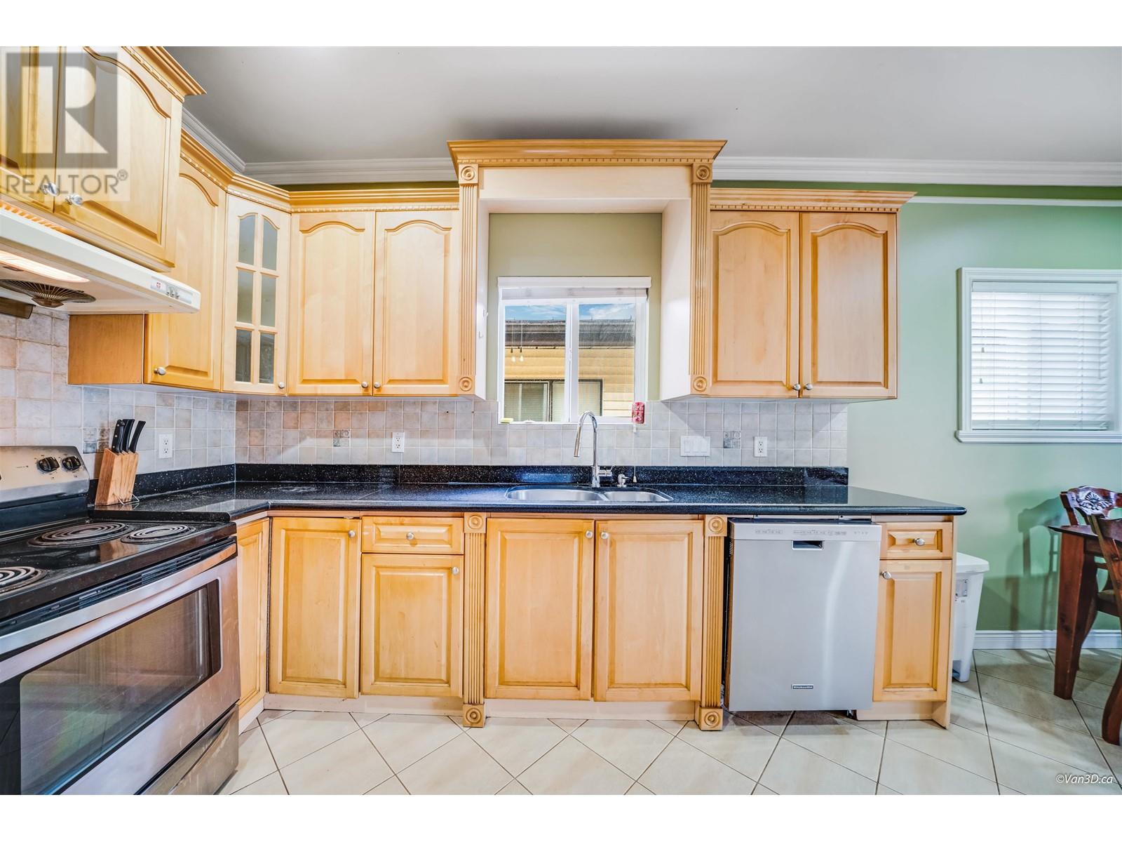 742 E 51st Avenue, Vancouver, British Columbia  V5X 1E3 - Photo 7 - R2983867