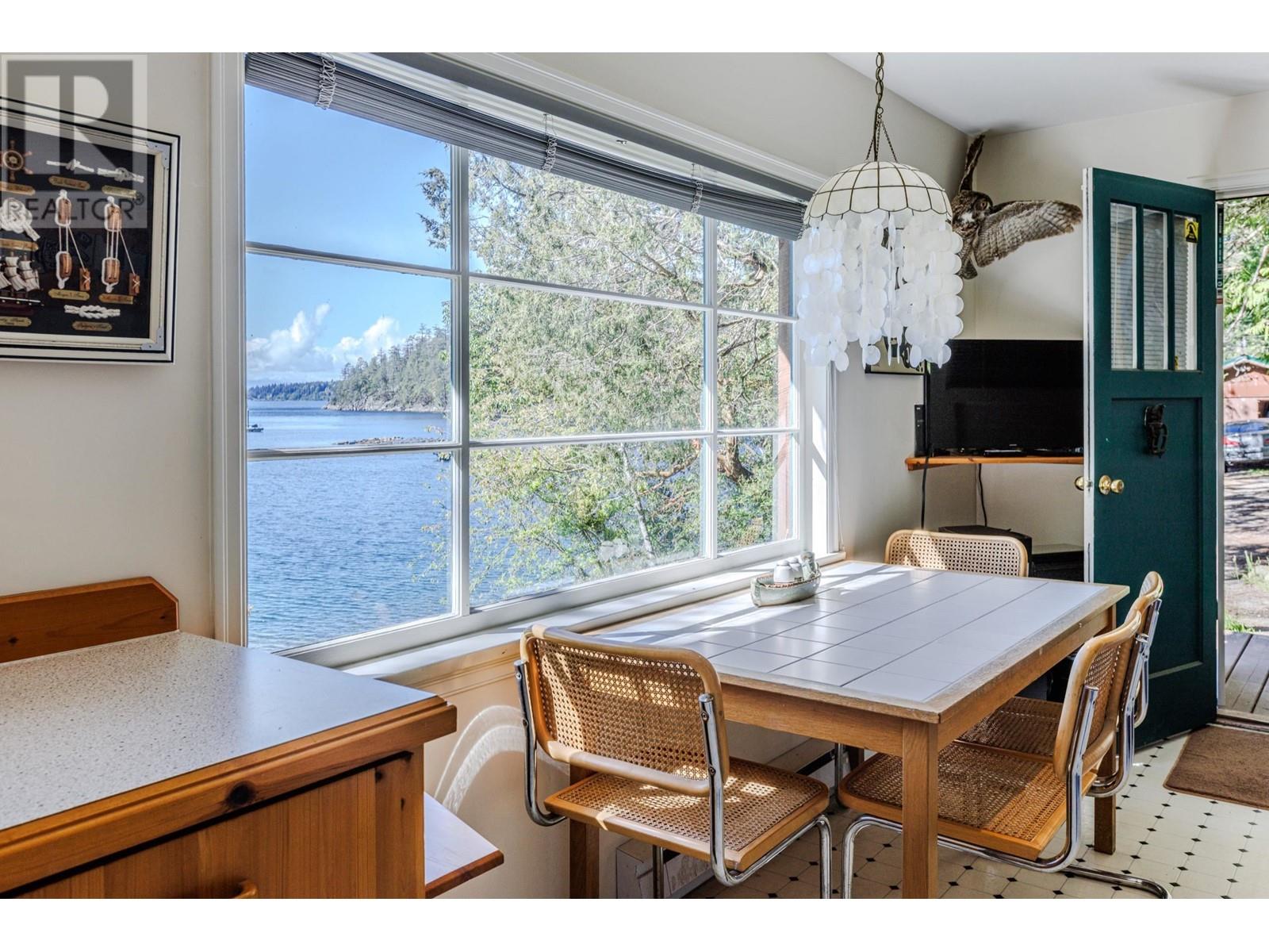 5446 Secret Cove Road, Halfmoon Bay, British Columbia  V7Z 1B7 - Photo 25 - R2983884