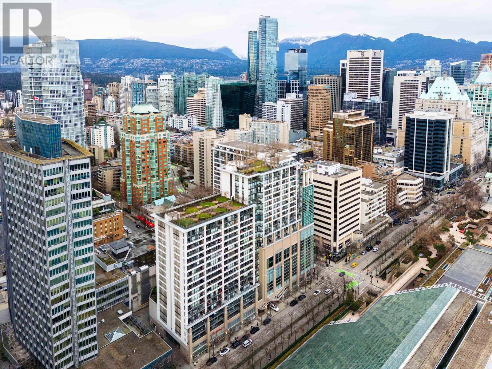 Listing Picture 32 of 35 : 1907 938 SMITHE STREET, Vancouver / 溫哥華 - 魯藝地產 Yvonne Lu Group - MLS Medallion Club Member