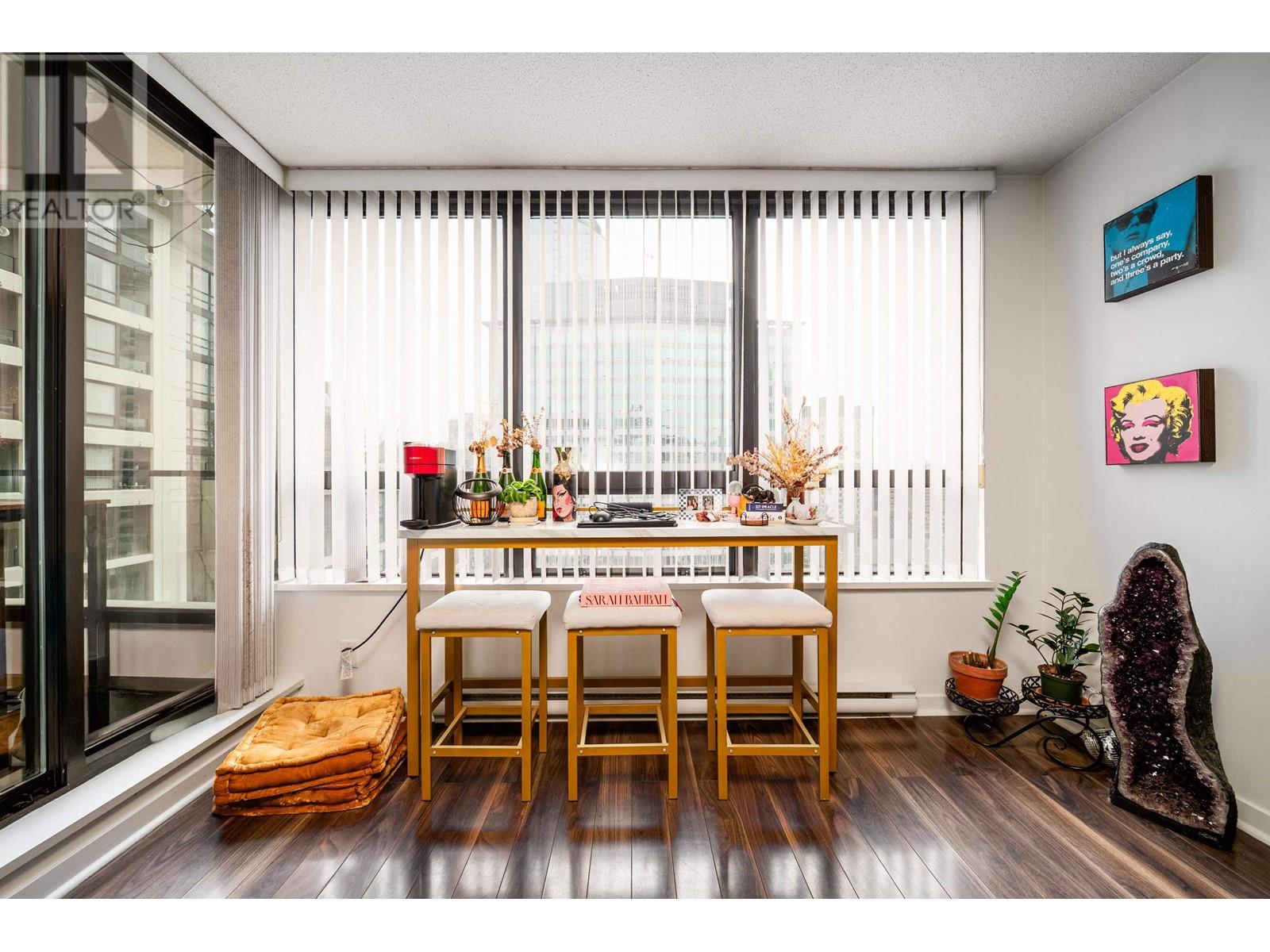 Listing Picture 5 of 35 : 1907 938 SMITHE STREET, Vancouver / 溫哥華 - 魯藝地產 Yvonne Lu Group - MLS Medallion Club Member