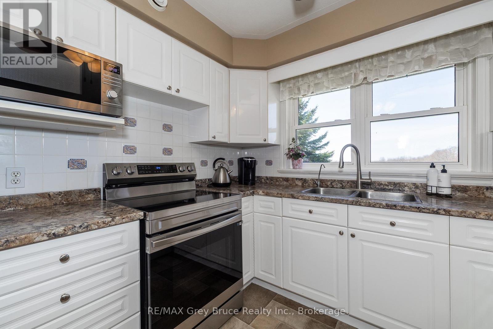 397810 Concession Rd 10, Meaford, Ontario  N4K 5N8 - Photo 16 - X12052049