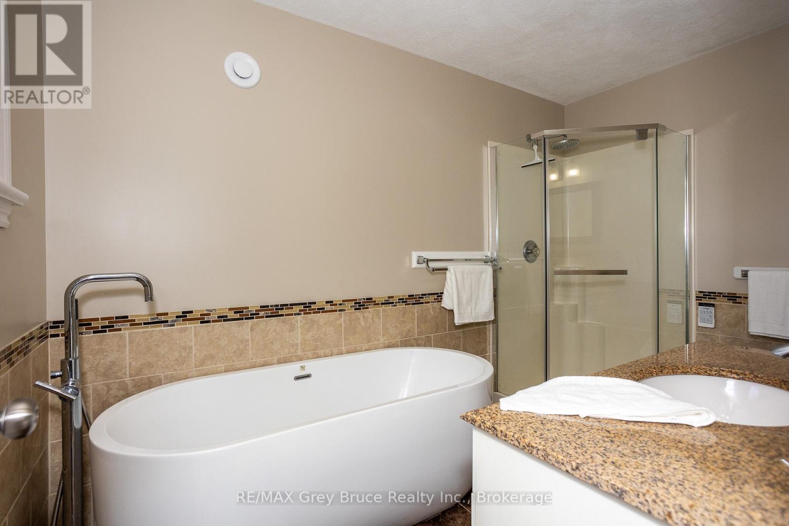 397810 Concession Rd 10, Meaford, Ontario  N4K 5N8 - Photo 22 - X12052049