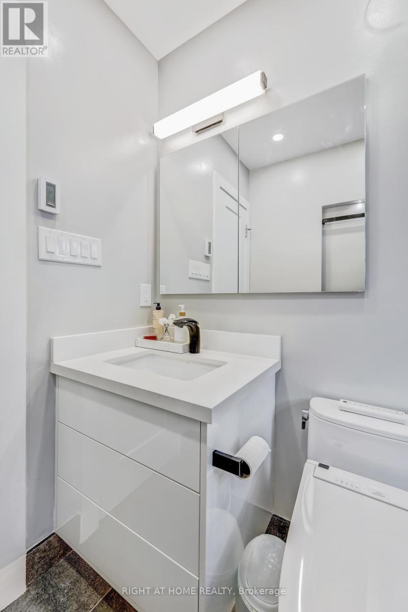 18 Hollydene Road, Toronto, Ontario  M1L 2A6 - Photo 14 - E12052071