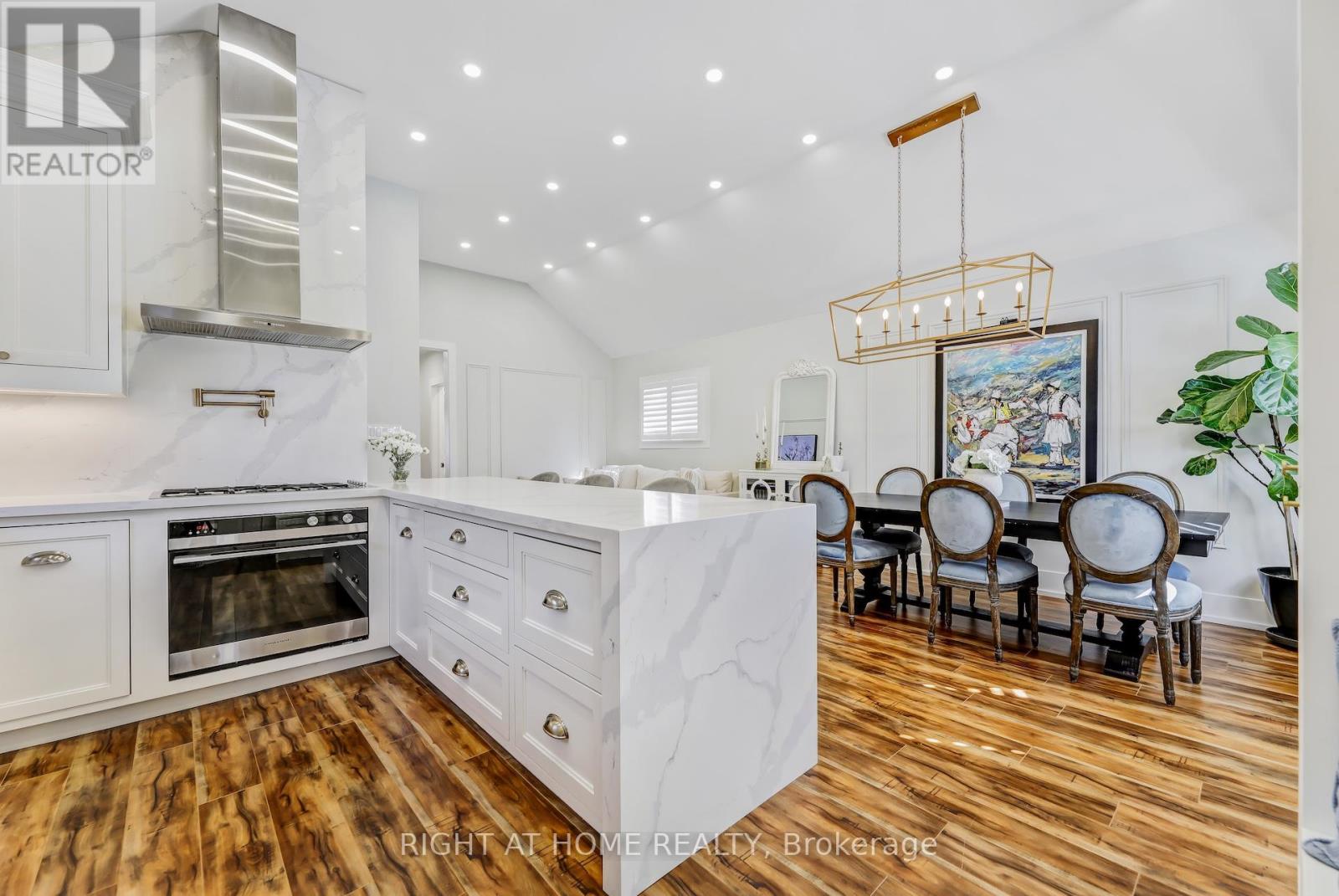 Property at 18 HOLLYDENE ROAD image 4