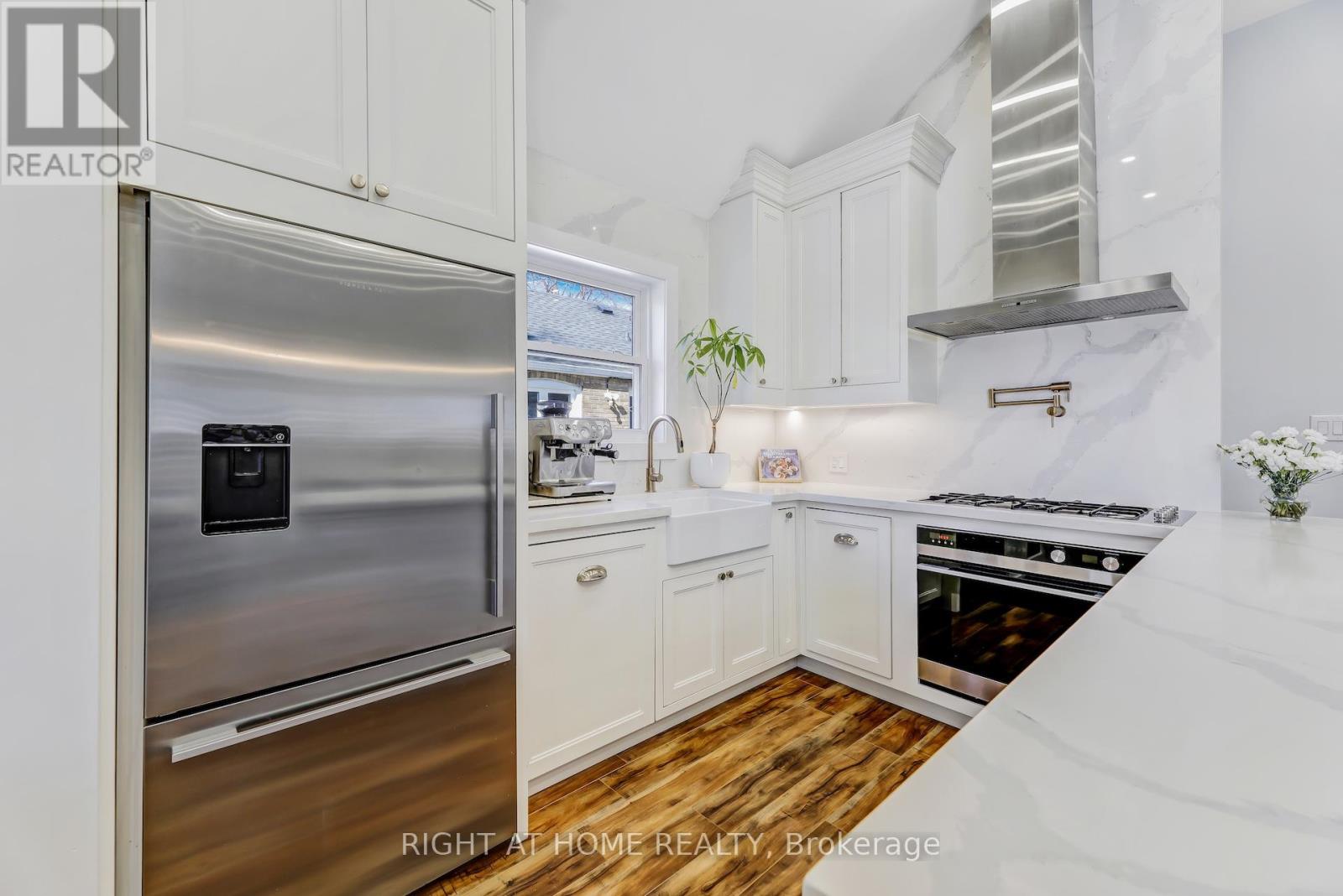 Property at 18 HOLLYDENE ROAD image 5