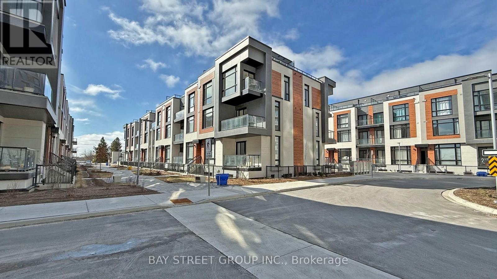 Property at 1119 - 12 DAVID EYER ROAD image 2