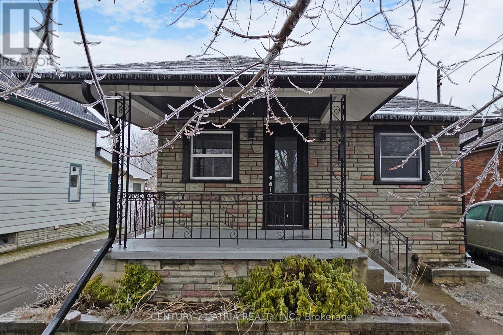 Property at 737 LOCK STREET image 1