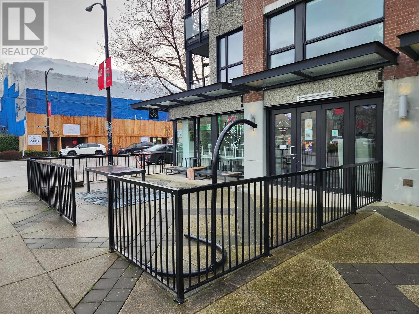 Property at 3403 W BROADWAY image 4