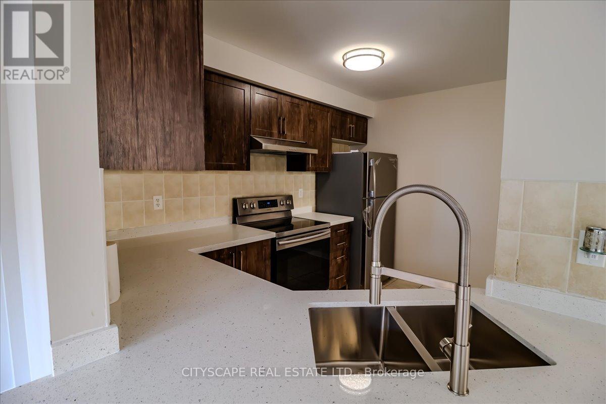 42 - 3950 Erin Centre Boulevard, Mississauga, Ontario  L5M 0A5 - Photo 8 - W12052089