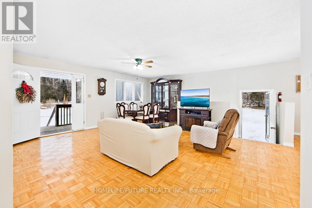 50 Woods Road, Carling, Ontario  P0G 1G0 - Photo 6 - X12052093