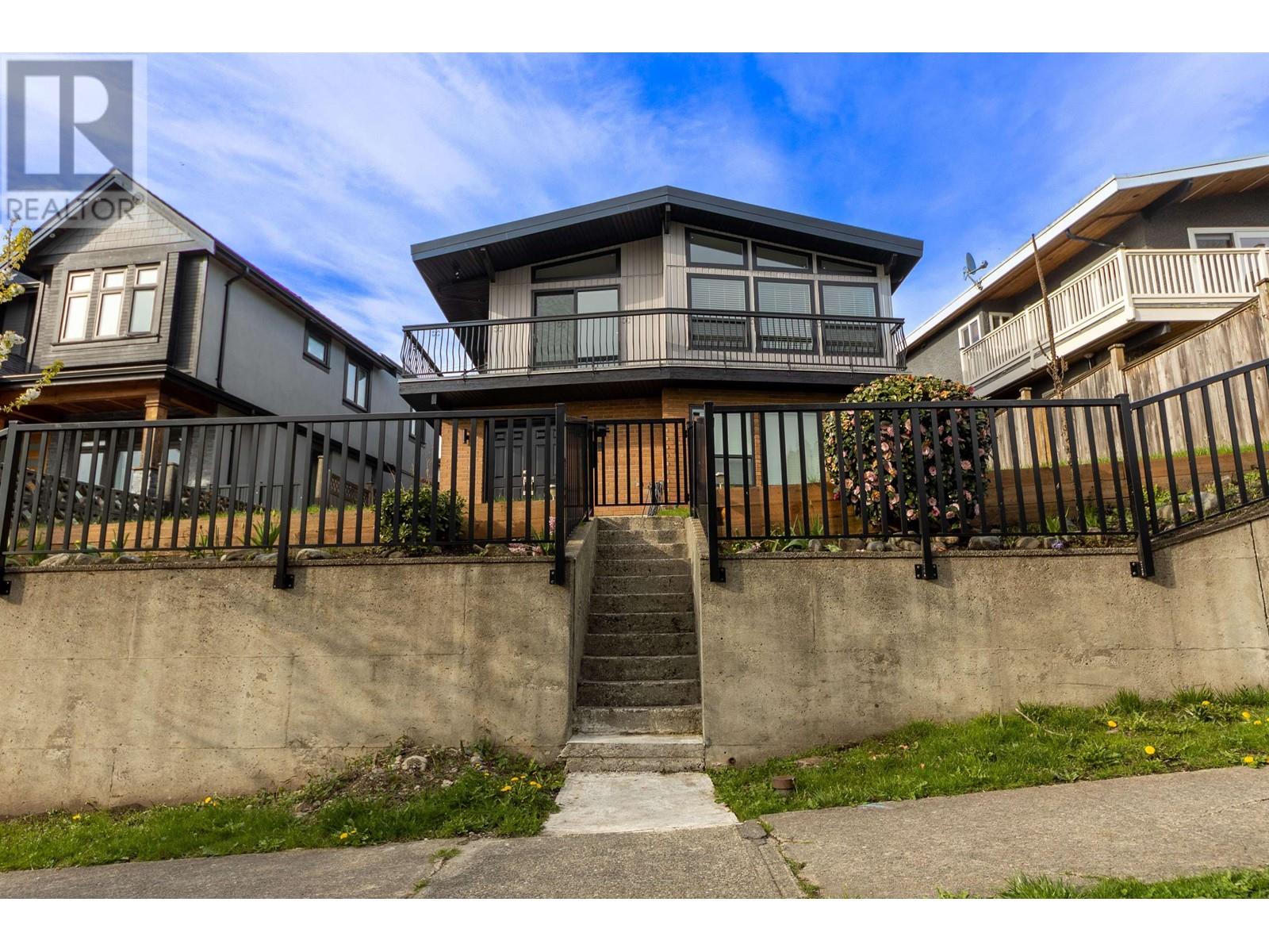 2131 Fraserview Drive, Vancouver, British Columbia  V5P 2N2 - Photo 4 - R2981511