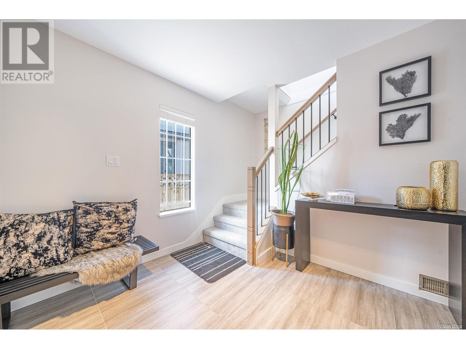 2131 Fraserview Drive, Vancouver, British Columbia  V5P 2N2 - Photo 8 - R2981511
