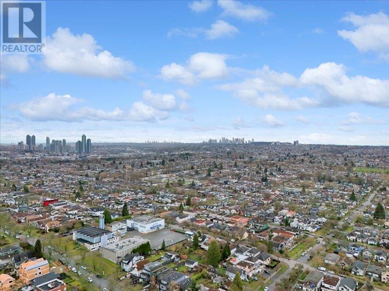 2641 Turner Street, Vancouver, British Columbia  V5K 2G1 - Photo 10 - R2983673