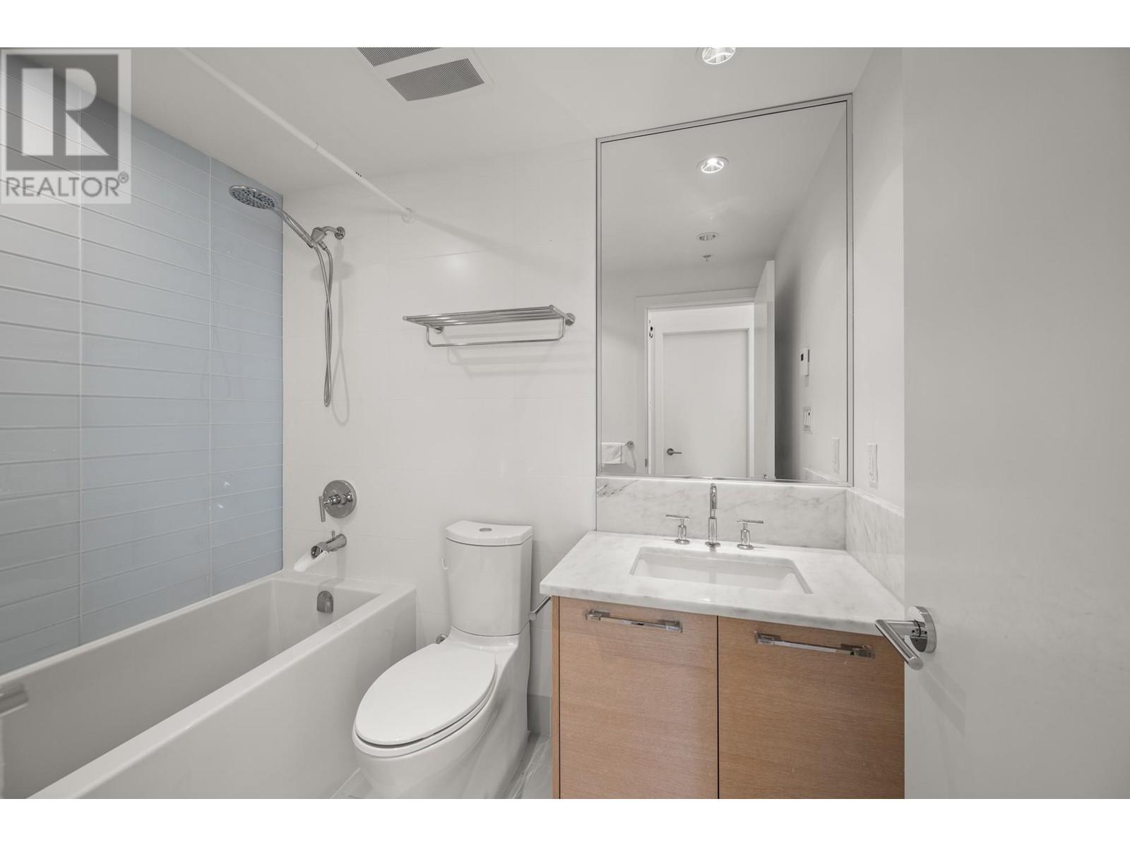 3001 1188 Pinetree Way, Coquitlam, British Columbia  V3B 0K9 - Photo 17 - R2983895