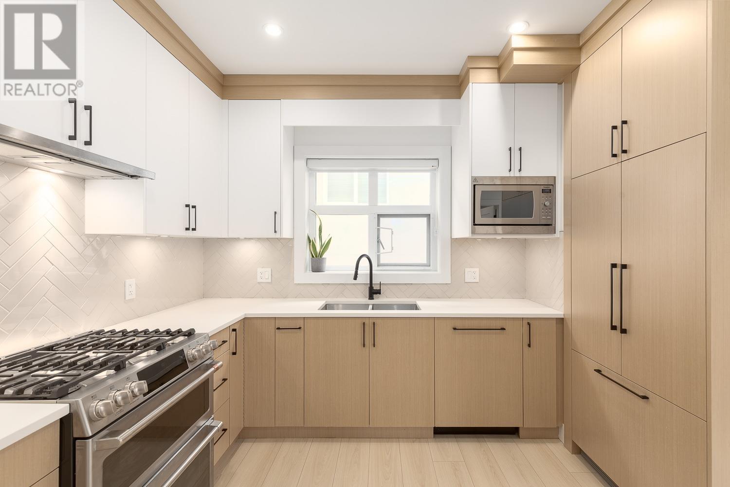 1727 E 22nd Avenue, Vancouver, British Columbia  V5N 2P6 - Photo 16 - R2983897
