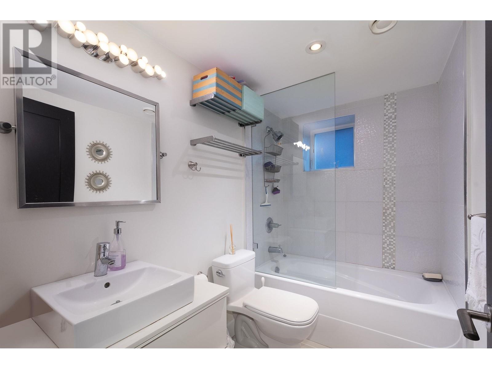 1927-1931 E 7th Avenue, Vancouver, British Columbia  V5N 1S3 - Photo 35 - R2983963