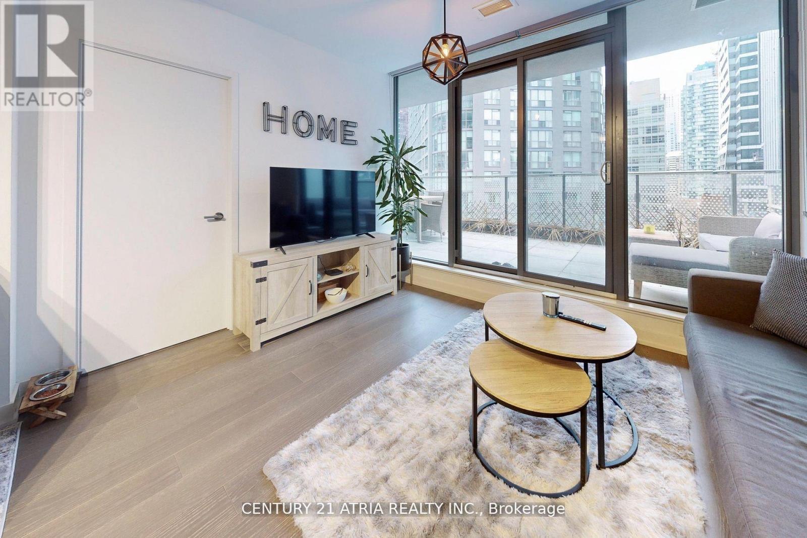 612 - 11 Wellesley Street W, Toronto, Ontario  M4Y 0G4 - Photo 10 - C12052176