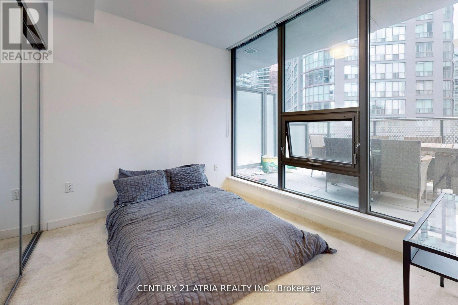 612 - 11 Wellesley Street W, Toronto, Ontario  M4Y 0G4 - Photo 21 - C12052176