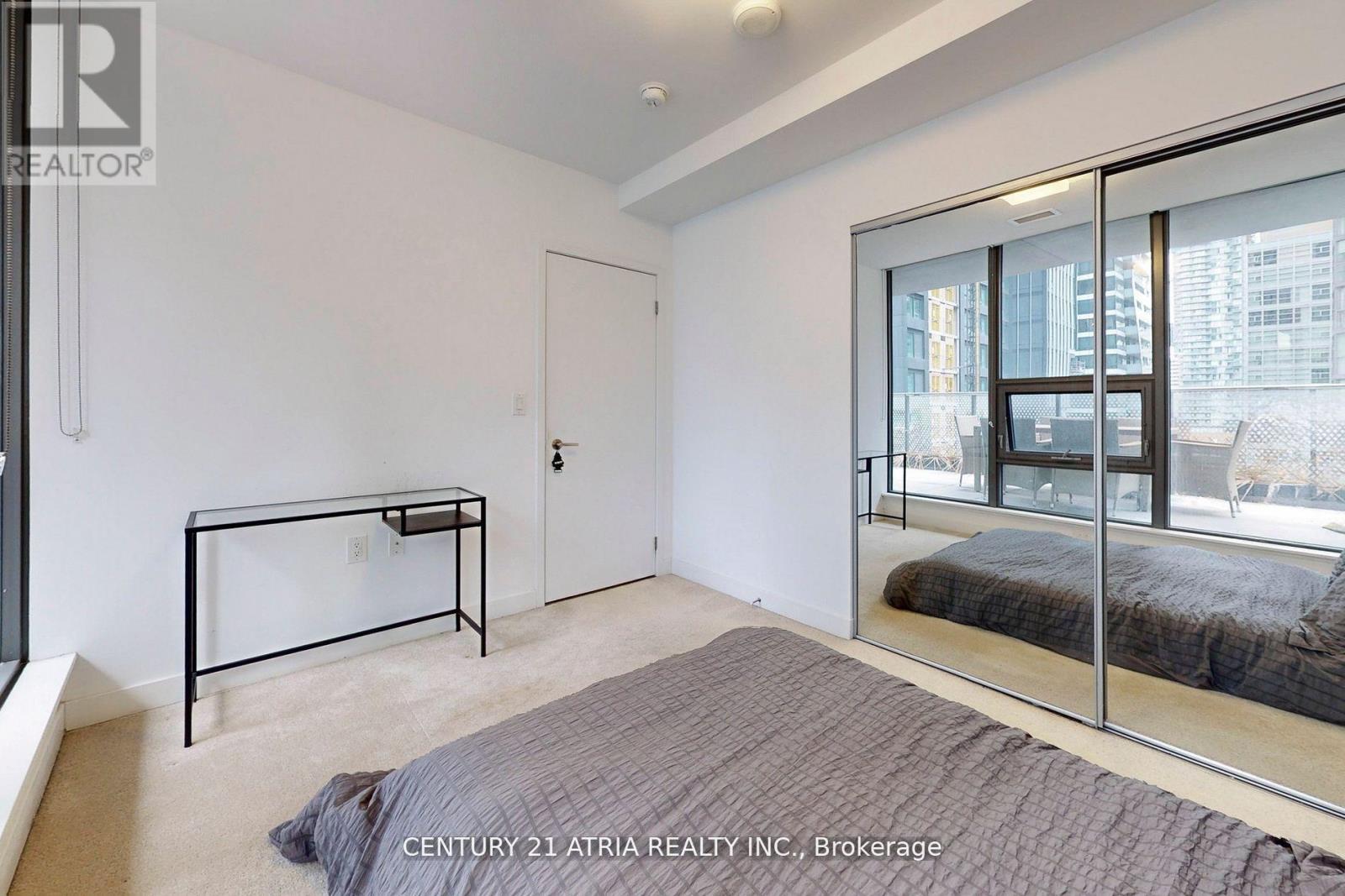 612 - 11 Wellesley Street W, Toronto, Ontario  M4Y 0G4 - Photo 23 - C12052176