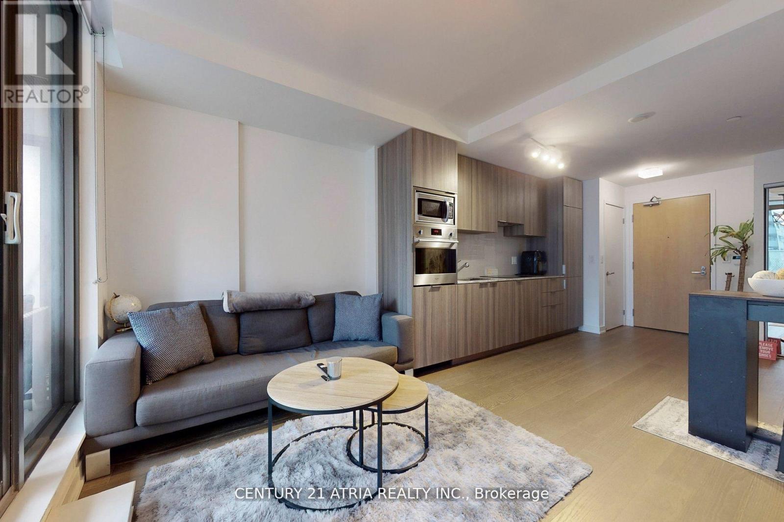 612 - 11 Wellesley Street W, Toronto, Ontario  M4Y 0G4 - Photo 8 - C12052176