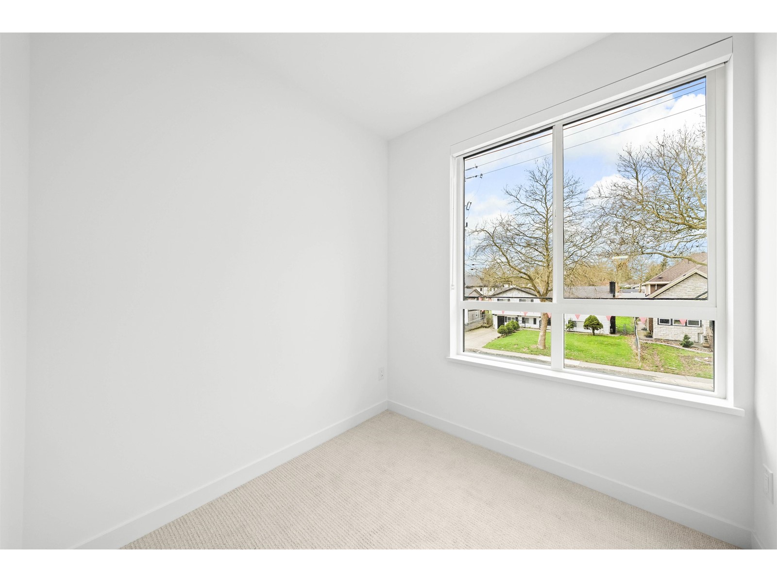 Property at TH7 9456 134 STREET image 2