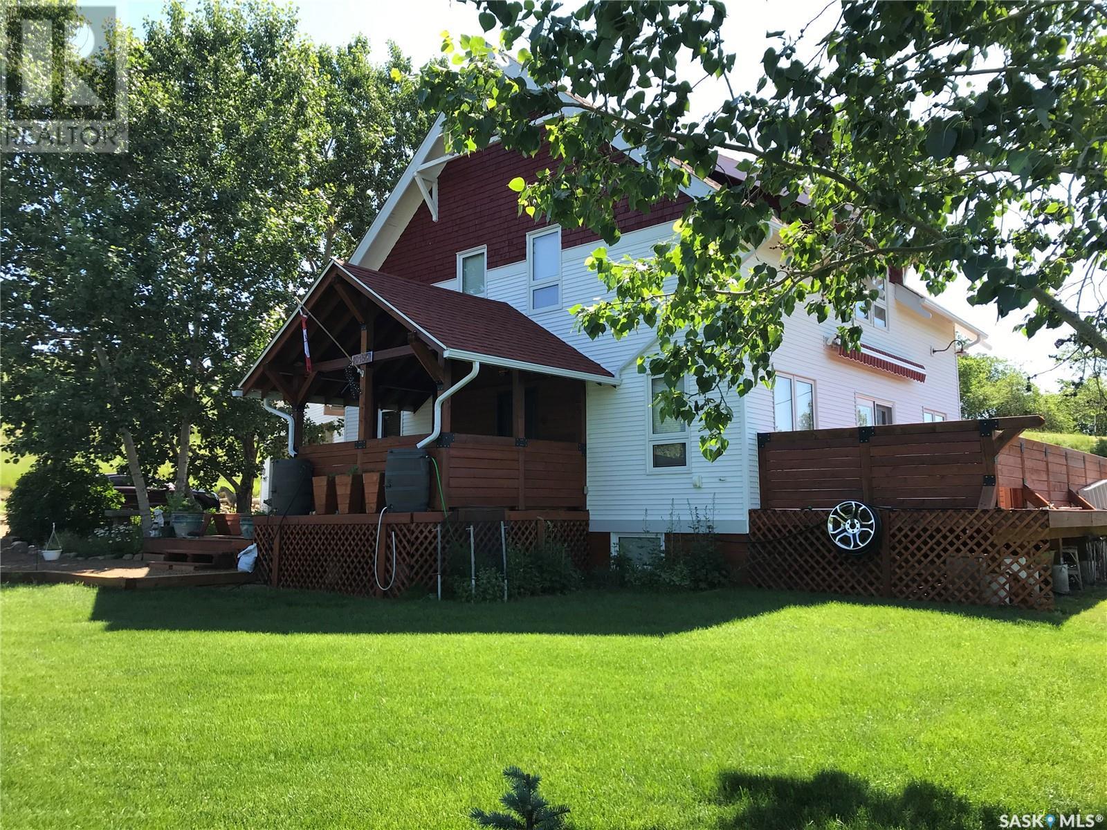 2015 1st STREET N, rockglen, Saskatchewan