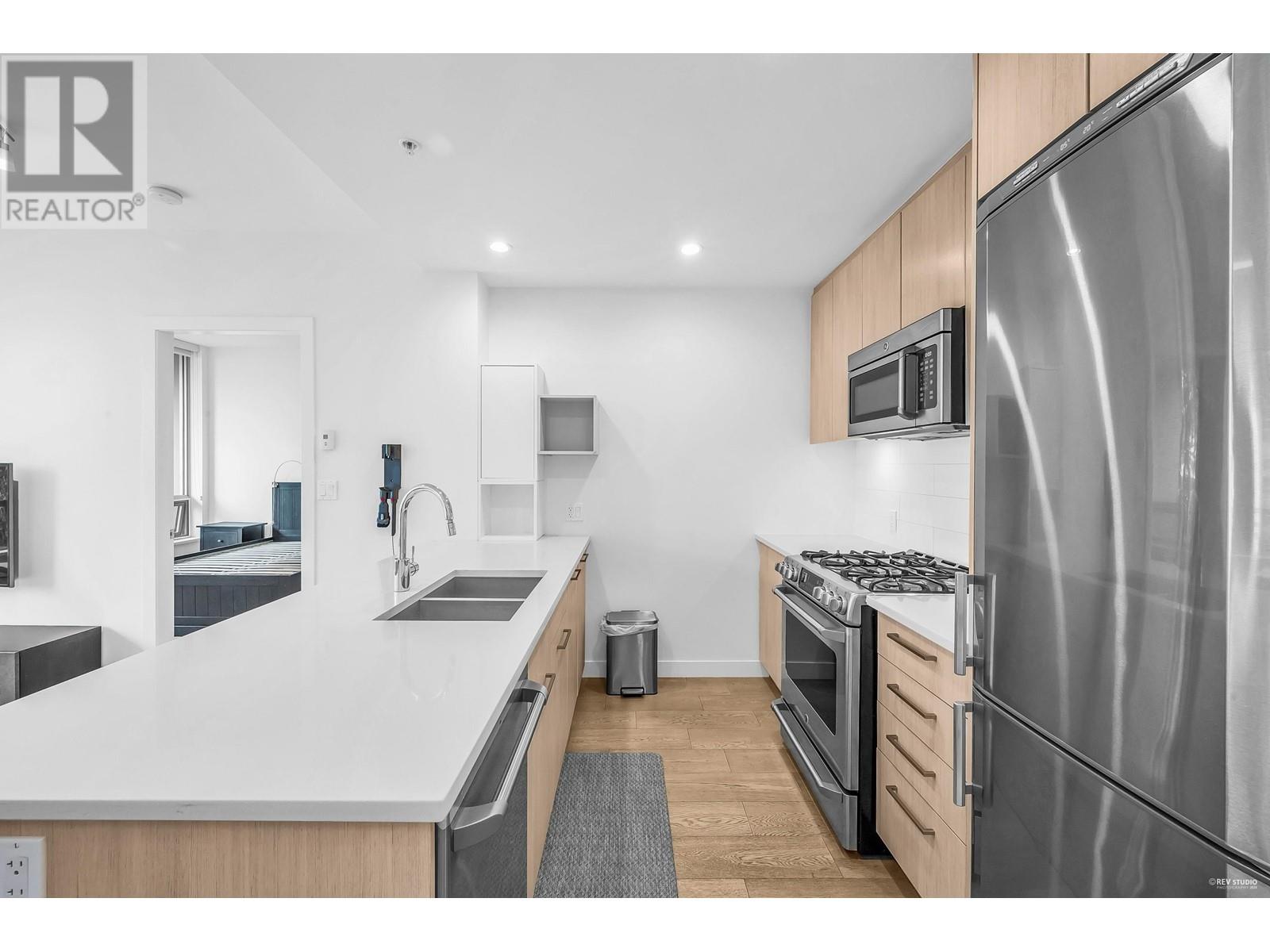 706 9080 University Crescent, Burnaby, British Columbia  V5A 0B7 - Photo 5 - R2983754