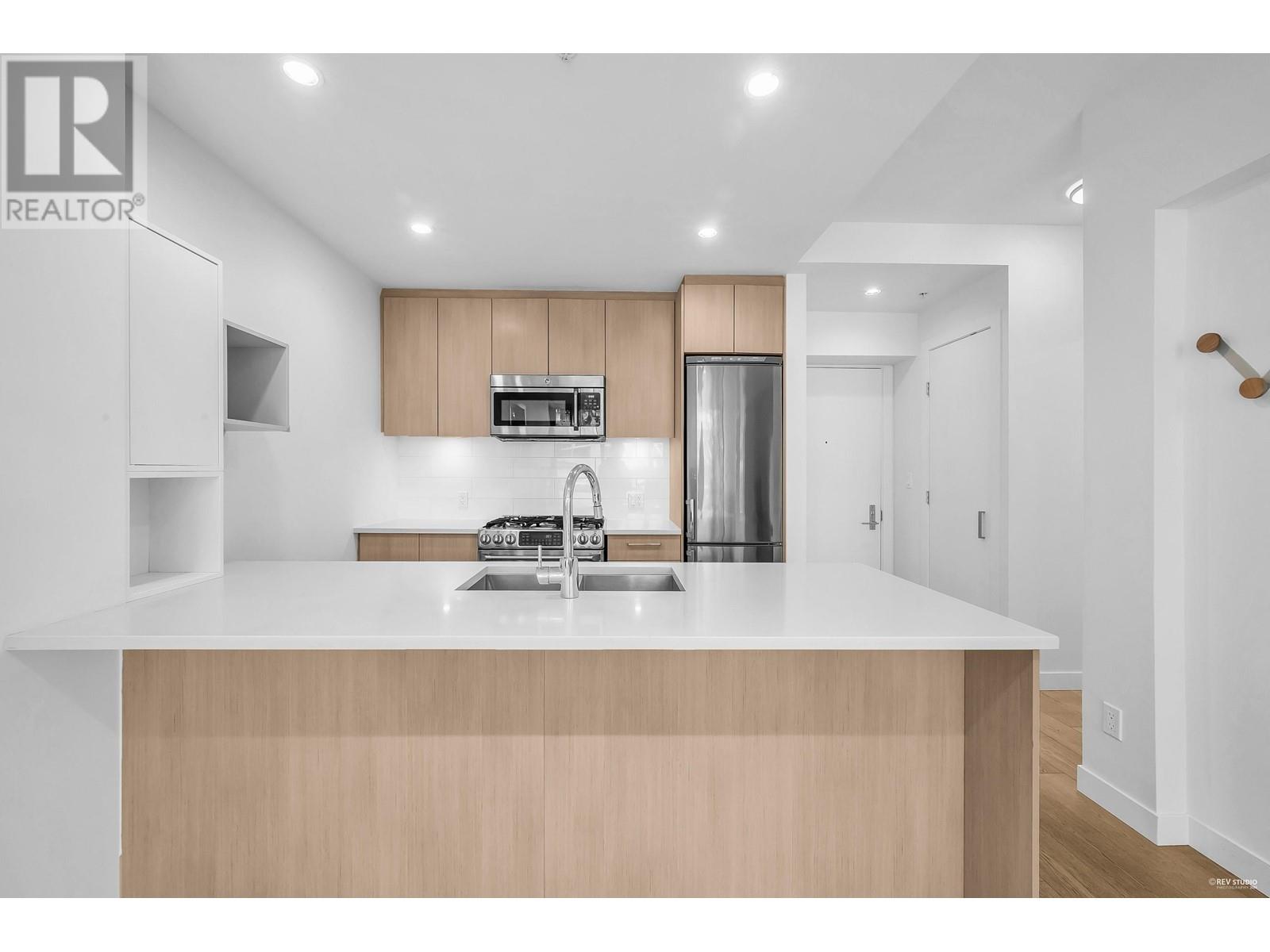 706 9080 University Crescent, Burnaby, British Columbia  V5A 0B7 - Photo 7 - R2983754