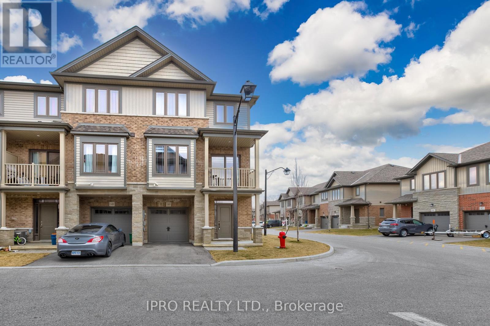 Property at 149 - 77 DIANA AVENUE image 2