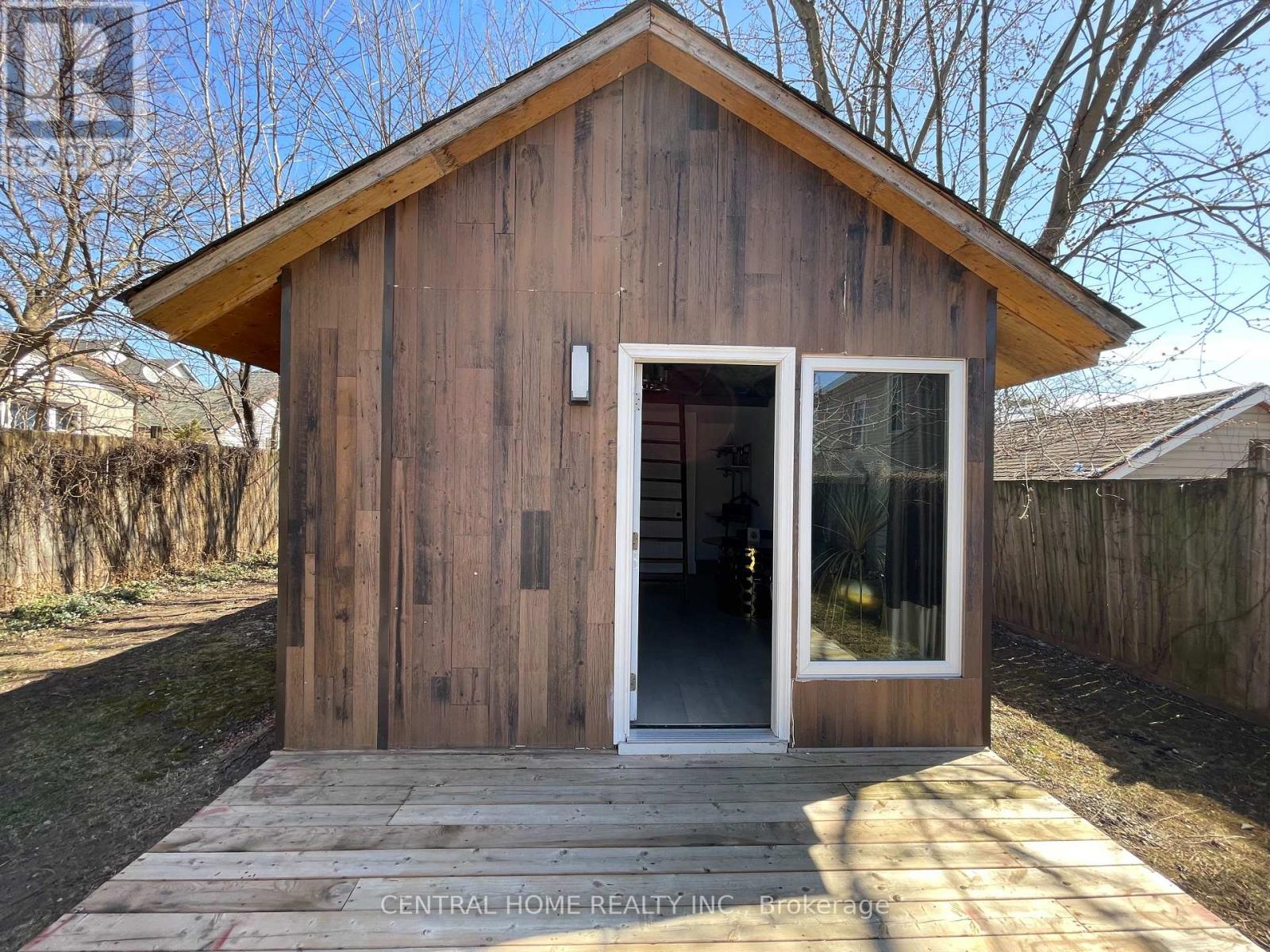 6068 Drummond Road, Niagara Falls, Ontario  L2G 4M2 - Photo 19 - X12052222