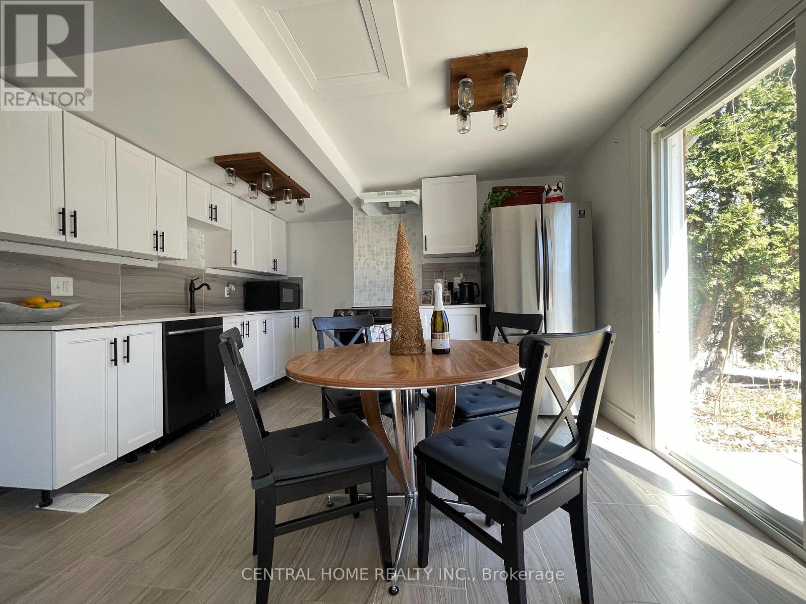 6068 Drummond Road, Niagara Falls, Ontario  L2G 4M2 - Photo 6 - X12052222