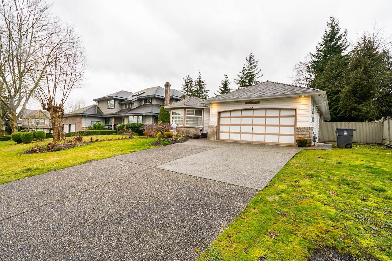 Property at 16732 83 AVENUE image 3