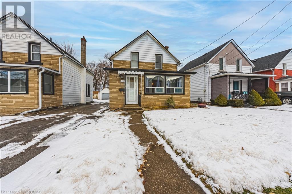 20 YORK Street, Welland, Ontario