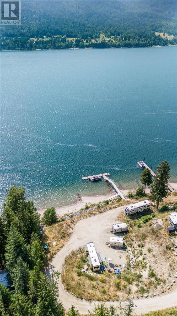 6744 3A Highway, nelson, British Columbia