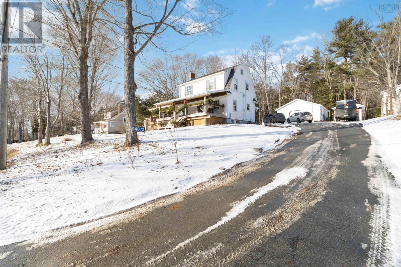 Property at 14070 Highway 3 image 2