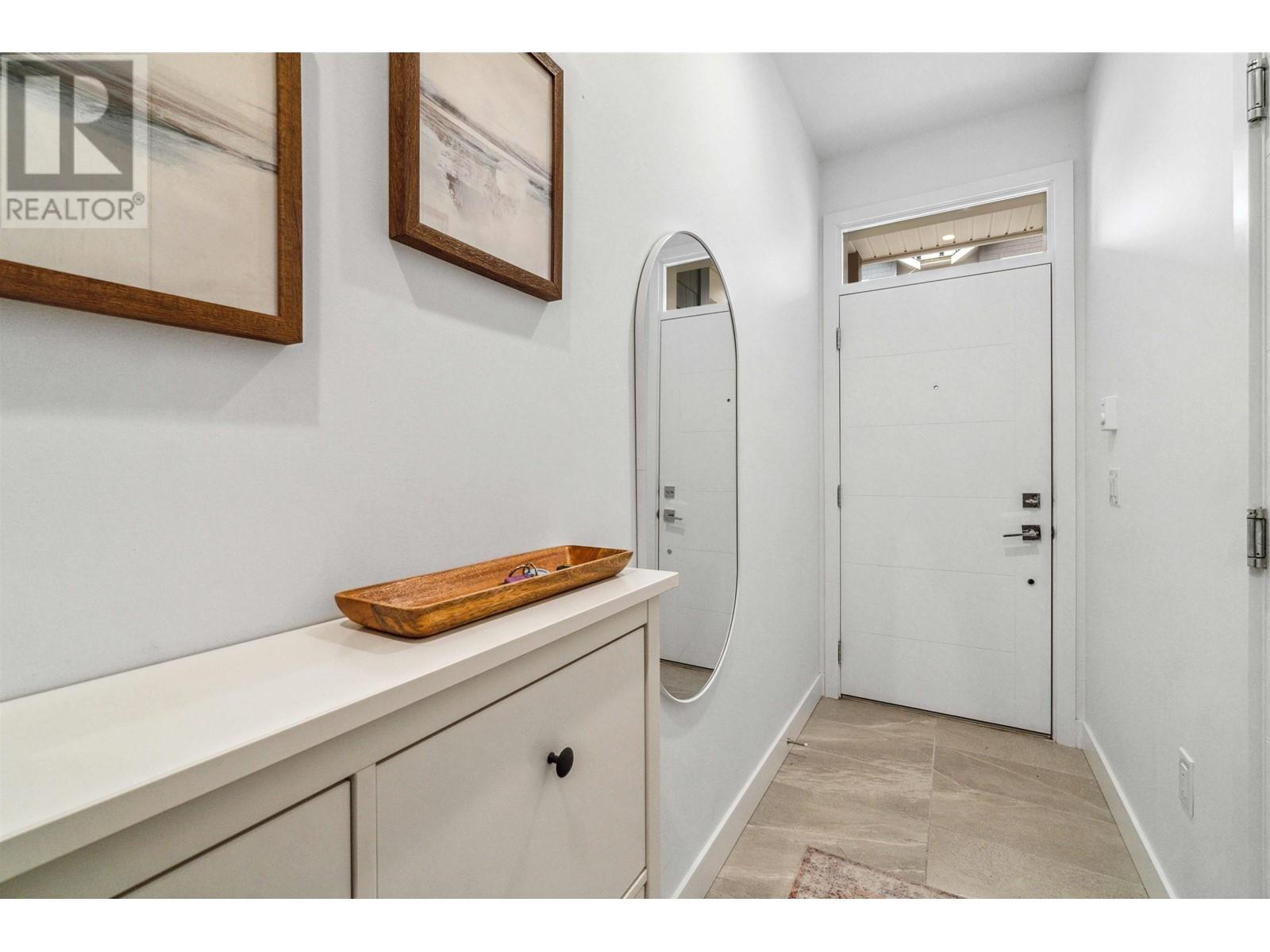 Property at 16 2145 PRAIRIE AVENUE image 5