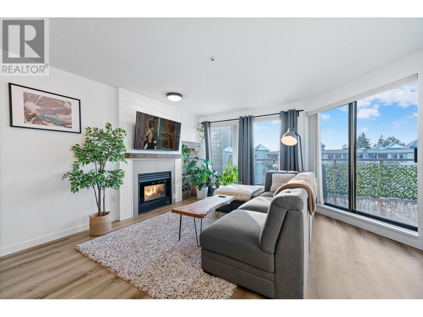 407 2978 Burlington Drive, Coquitlam, British Columbia  V3B 7S6 - Photo 4 - R2983978