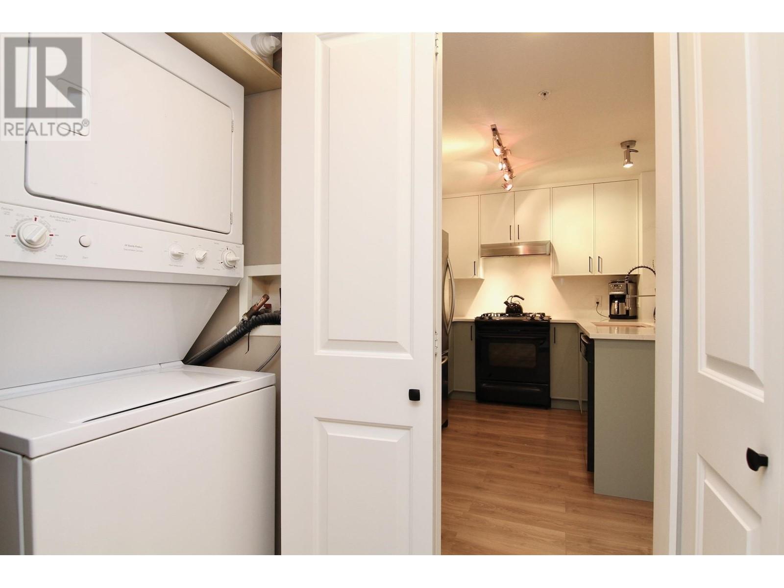 317 700 Klahanie Drive, Port Moody, British Columbia  V3H 5L3 - Photo 19 - R2983993