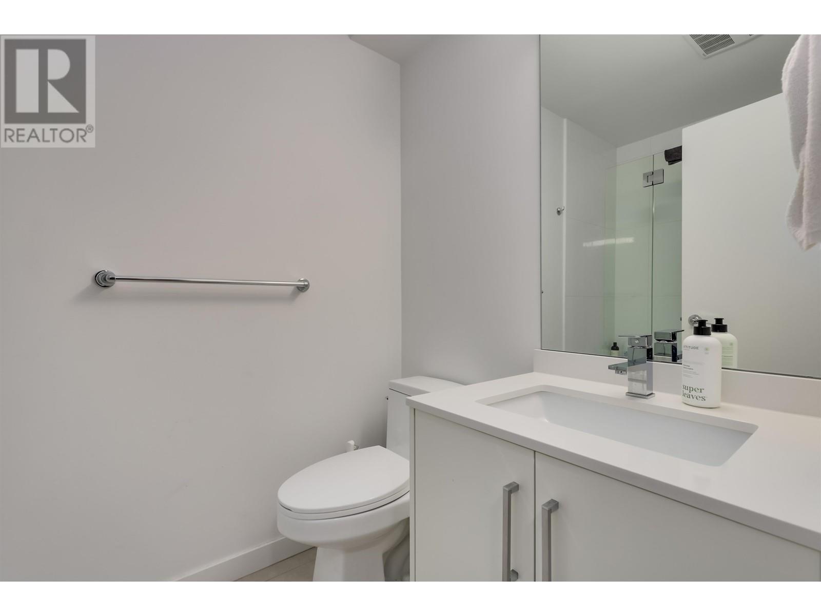 244 W 18th Street, North Vancouver, British Columbia  V5Y 2A7 - Photo 22 - R2983998