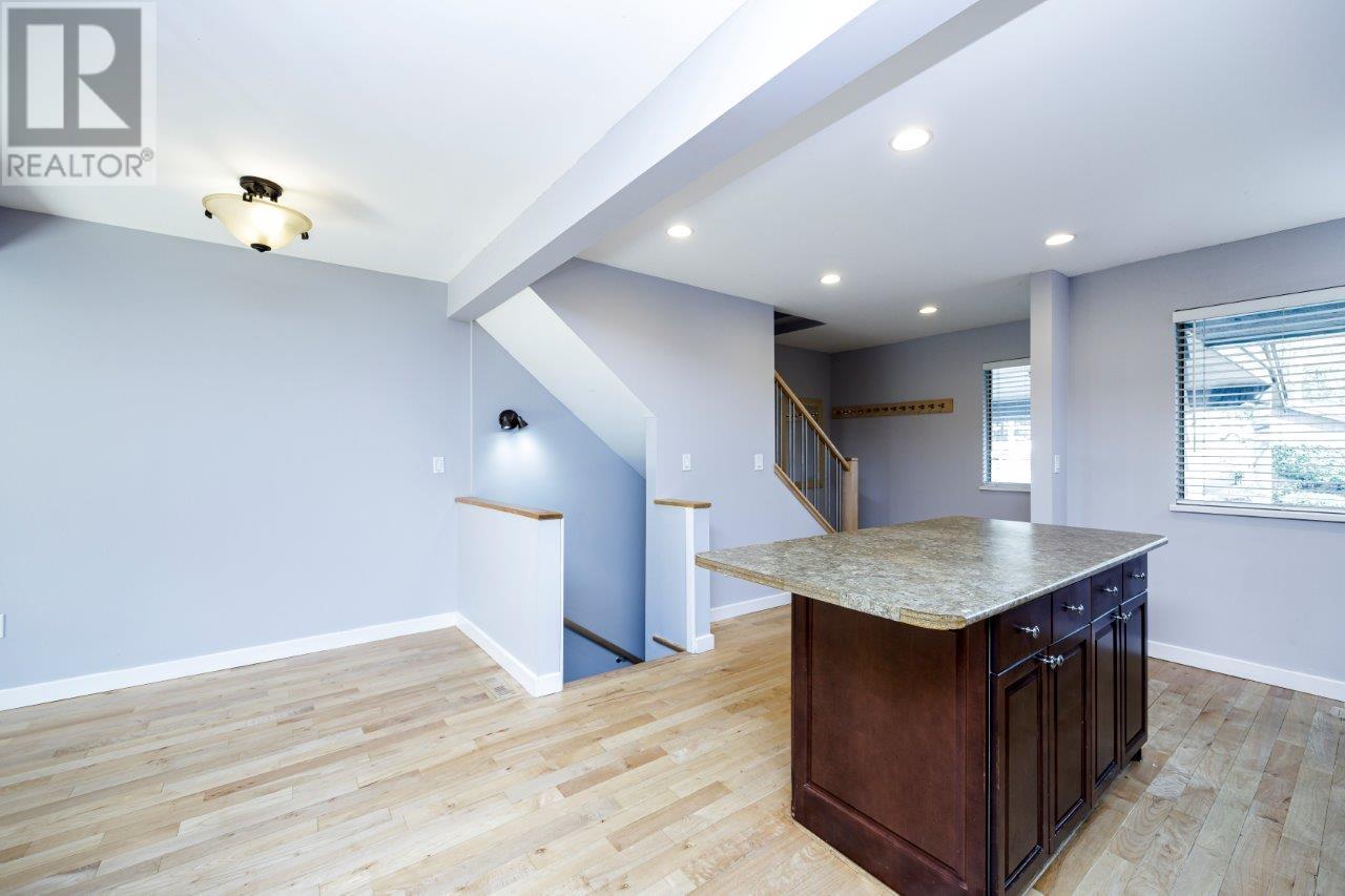 80 1930 Cedar Village Crescent, North Vancouver, British Columbia  V7J 3M5 - Photo 30 - R2984014