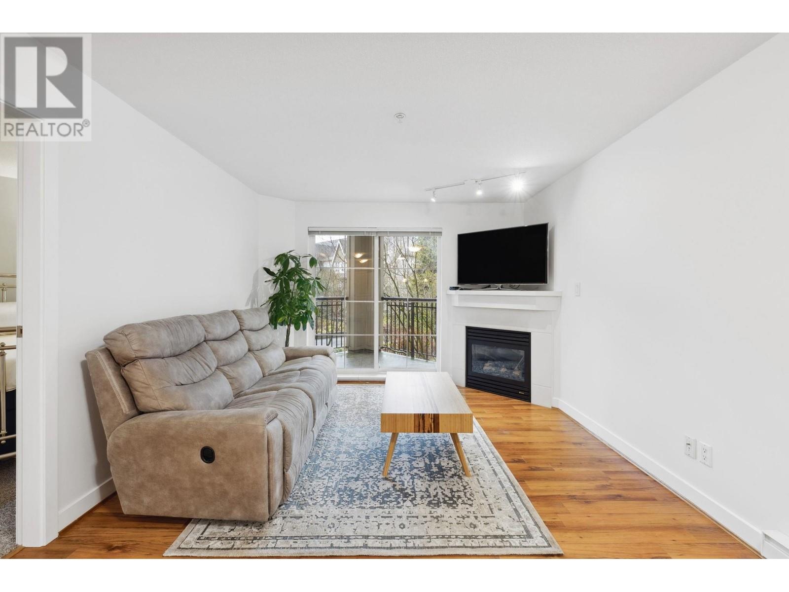 206 9333 Alberta Road, Richmond, British Columbia  V6Y 4E4 - Photo 6 - R2983929