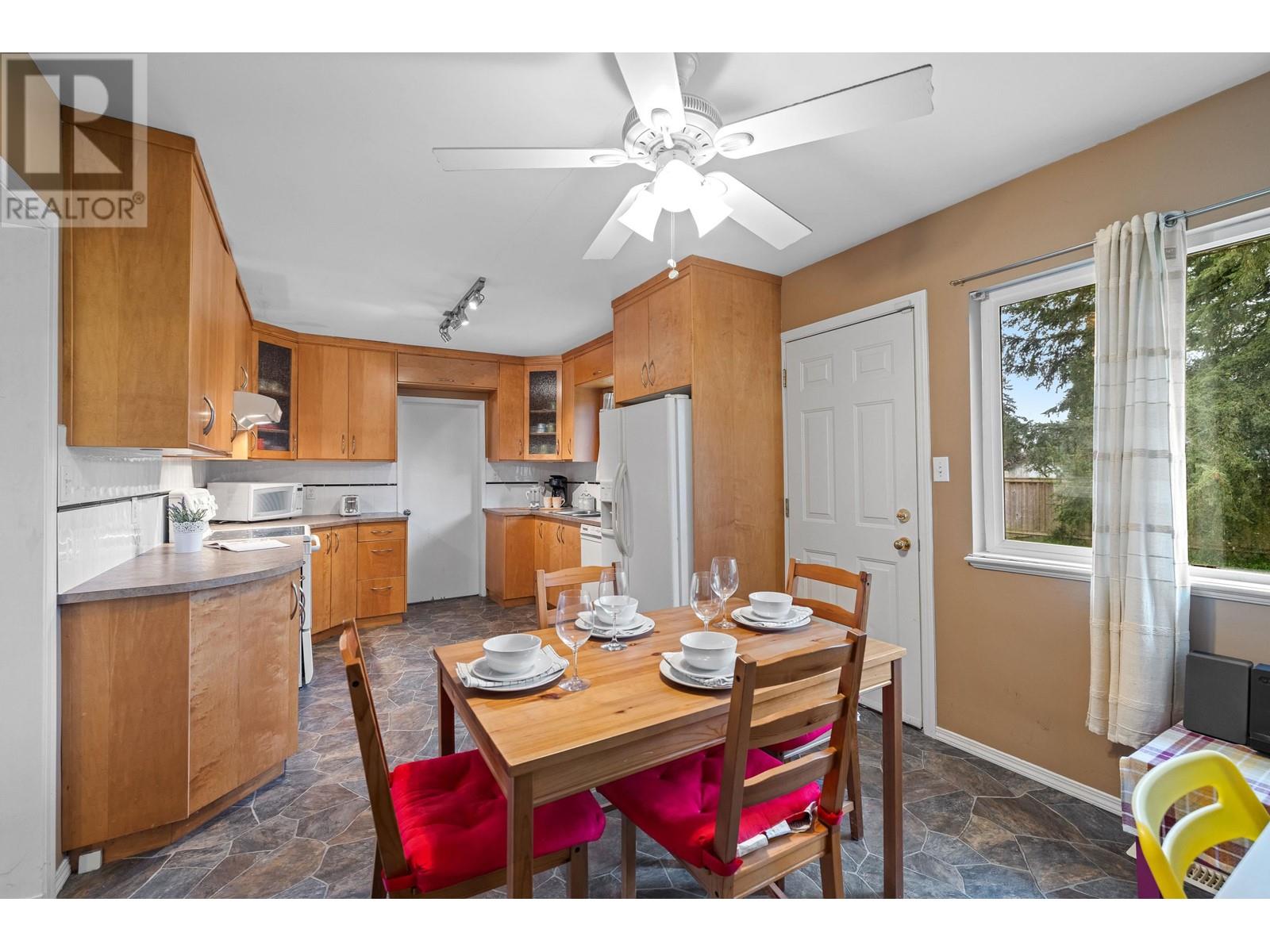 1234 Prairie Avenue, Port Coquitlam, British Columbia  V3B 1S8 - Photo 14 - R2984015