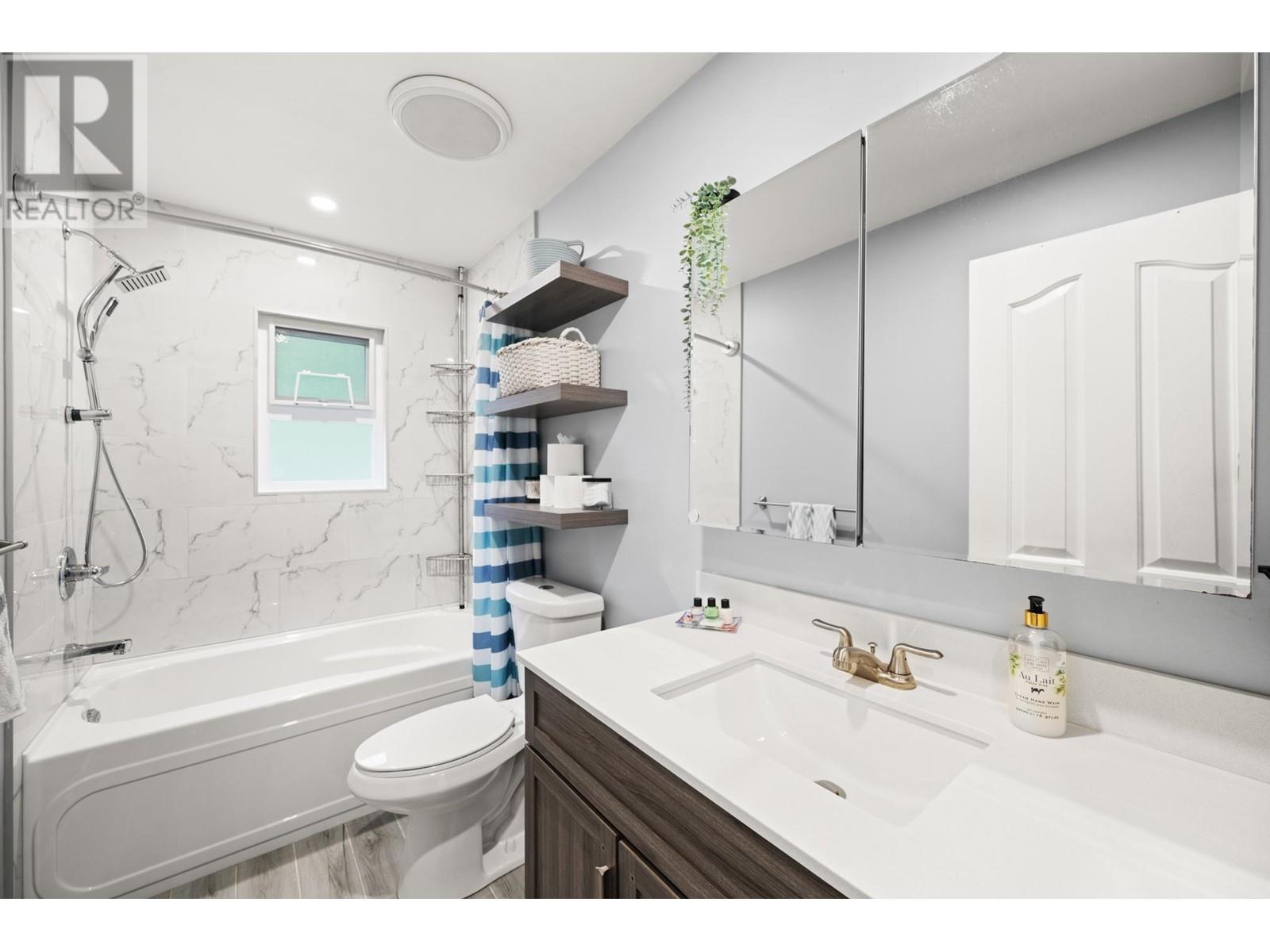 2416 Tolmie Avenue, Coquitlam, British Columbia  V3K 3E7 - Photo 26 - R2984043