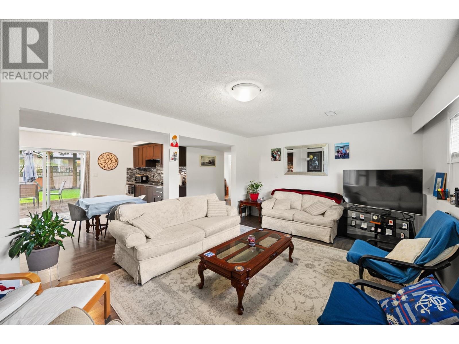 2416 Tolmie Avenue, Coquitlam, British Columbia  V3K 3E7 - Photo 29 - R2984043