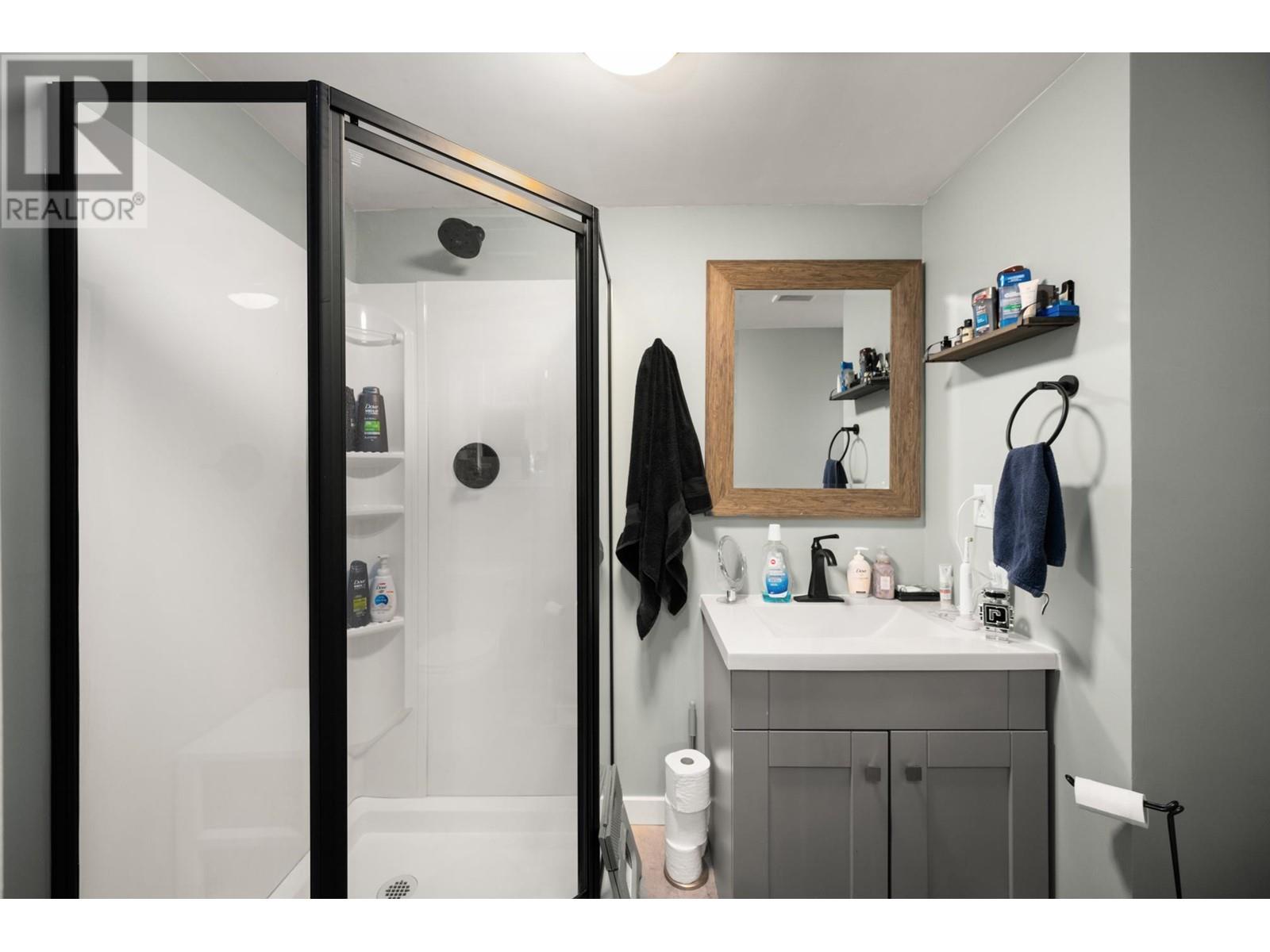 2416 Tolmie Avenue, Coquitlam, British Columbia  V3K 3E7 - Photo 32 - R2984043