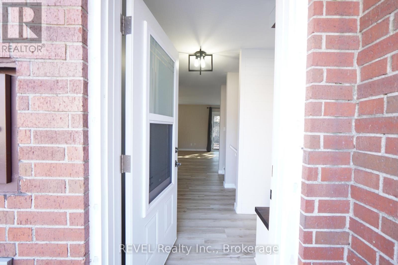 Property at 74 - 6453 COLBORNE STREET image 1