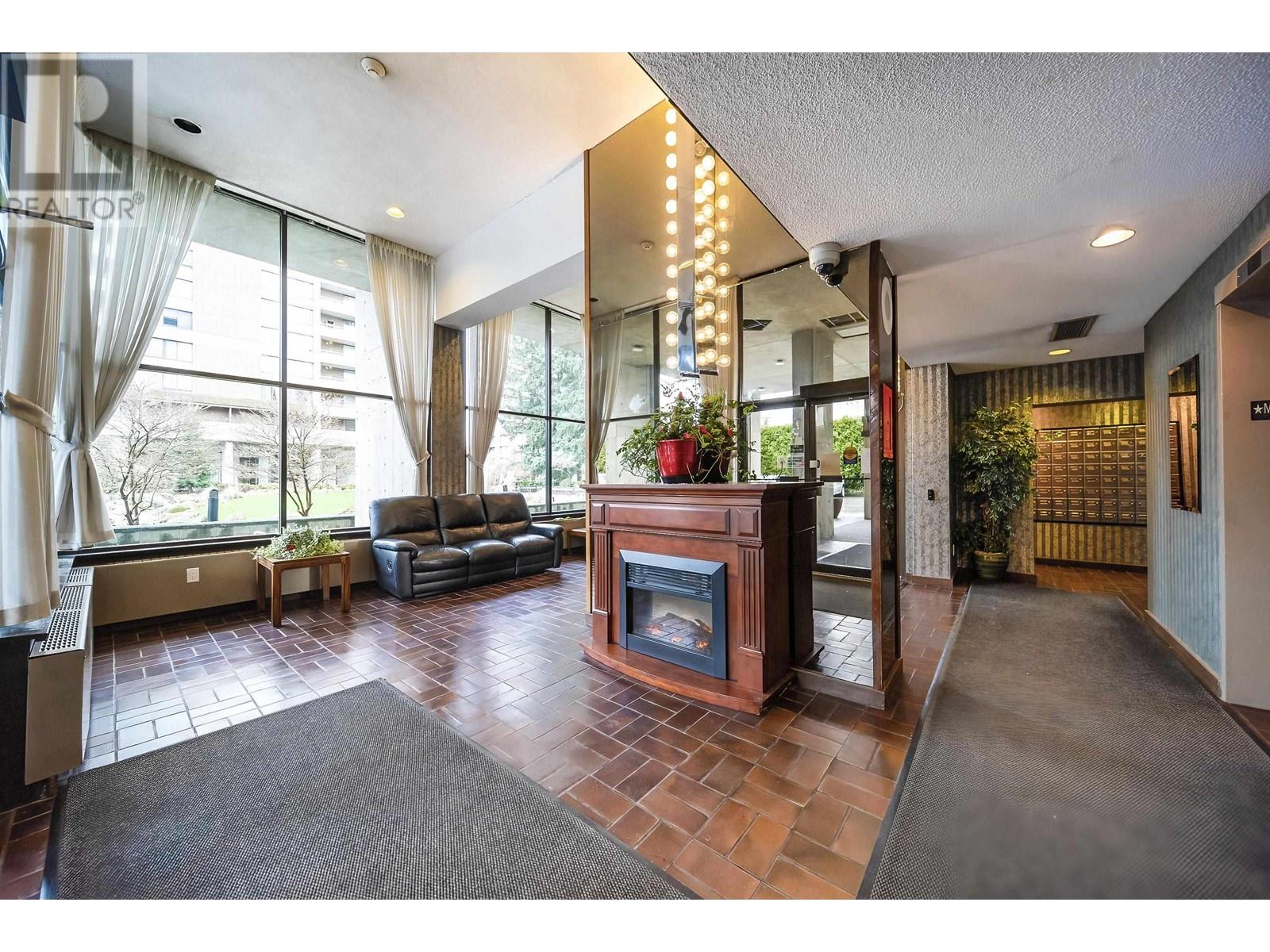 1101 3737 Bartlett Court, Burnaby, British Columbia  V3J 7E3 - Photo 15 - R2984017