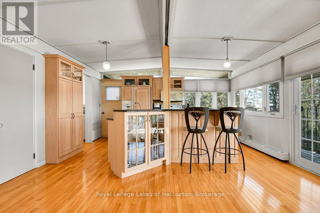 95 Hartley Street, Brockville, Ontario  K6V 3N4 - Photo 10 - X12052245