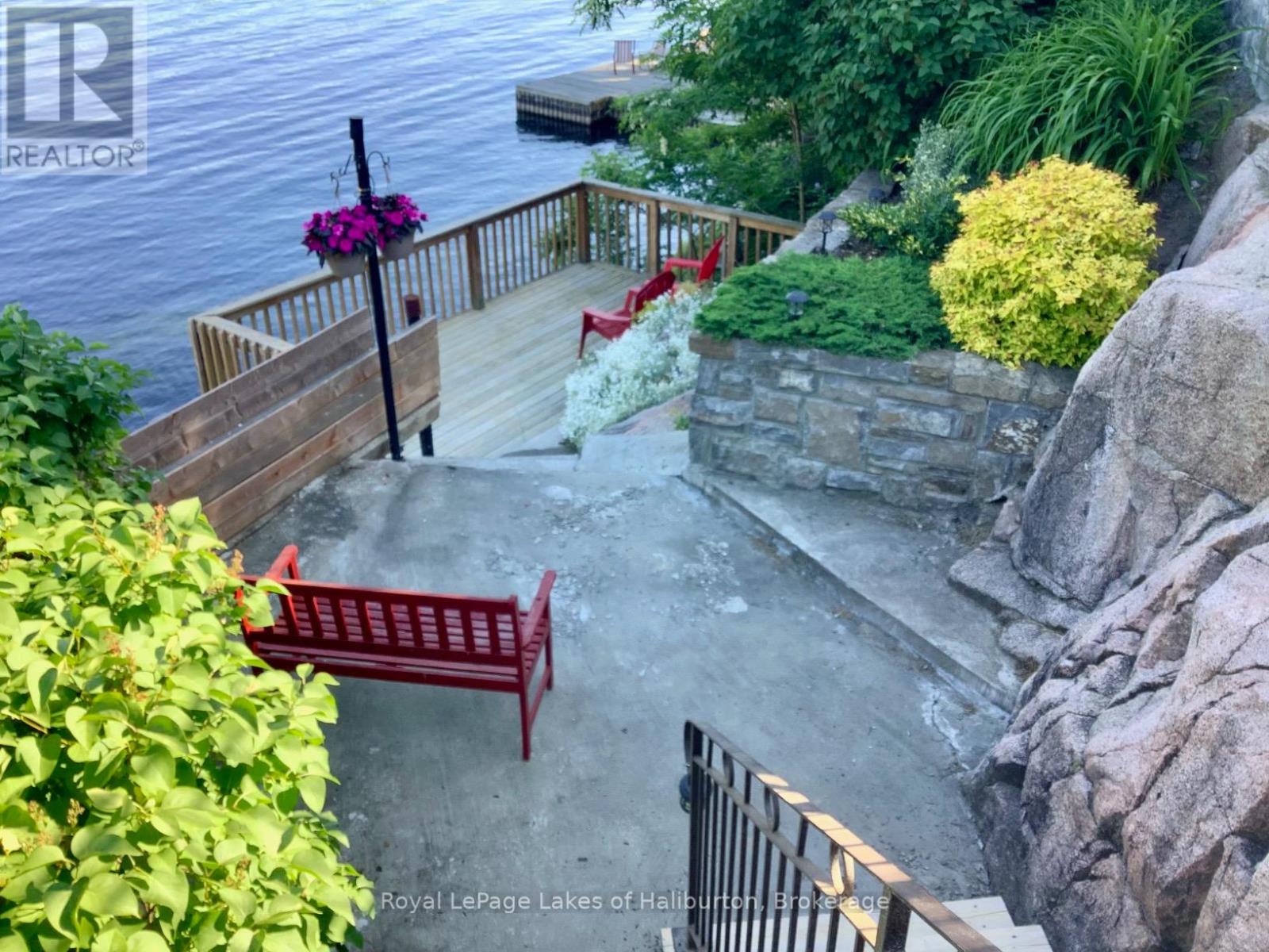 95 Hartley Street, Brockville, Ontario  K6V 3N4 - Photo 14 - X12052245