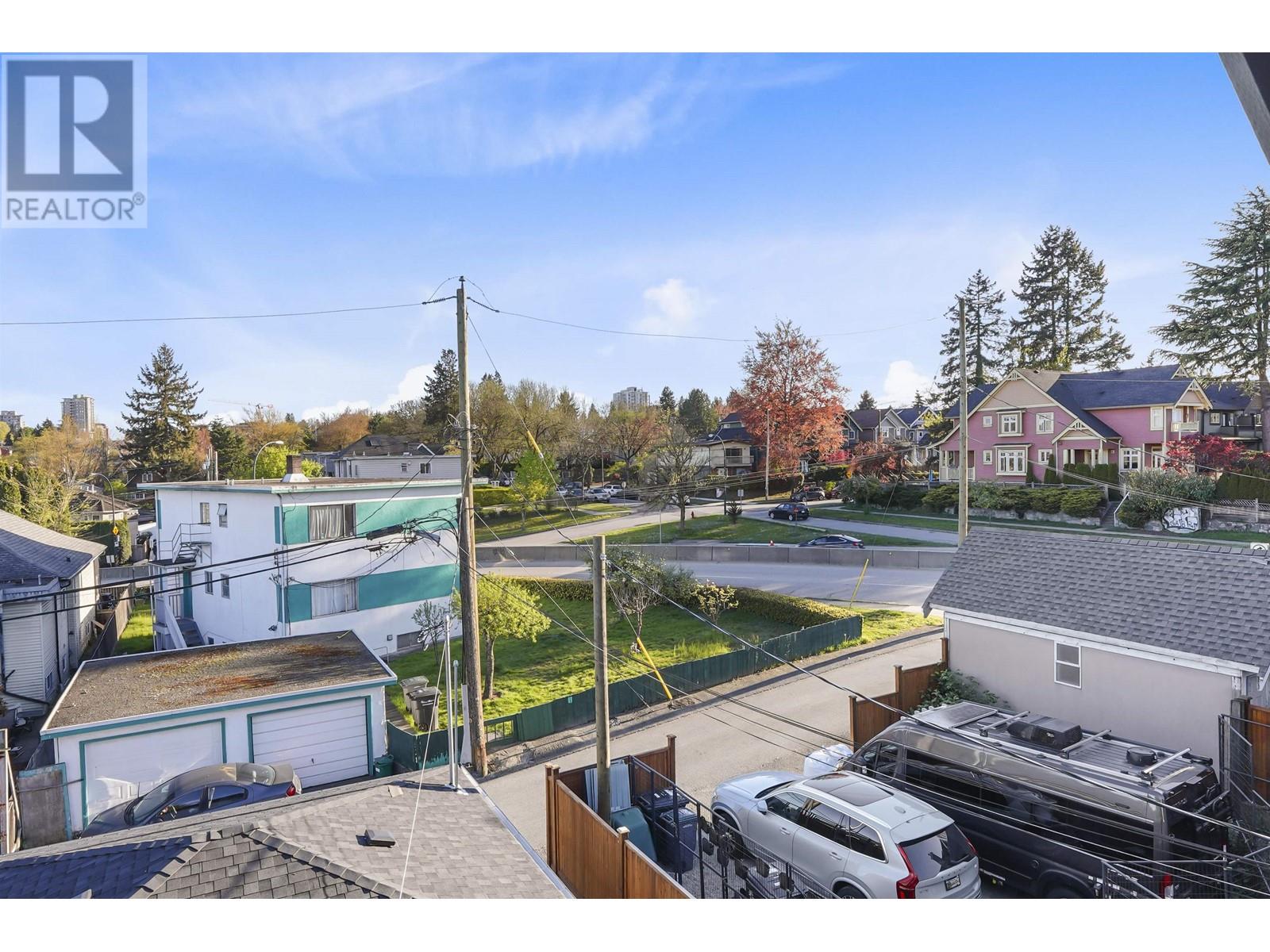 Listing Picture 31 of 38 : 2 1322 13TH AVENUE, Vancouver / 溫哥華 - 魯藝地產 Yvonne Lu Group - MLS Medallion Club Member